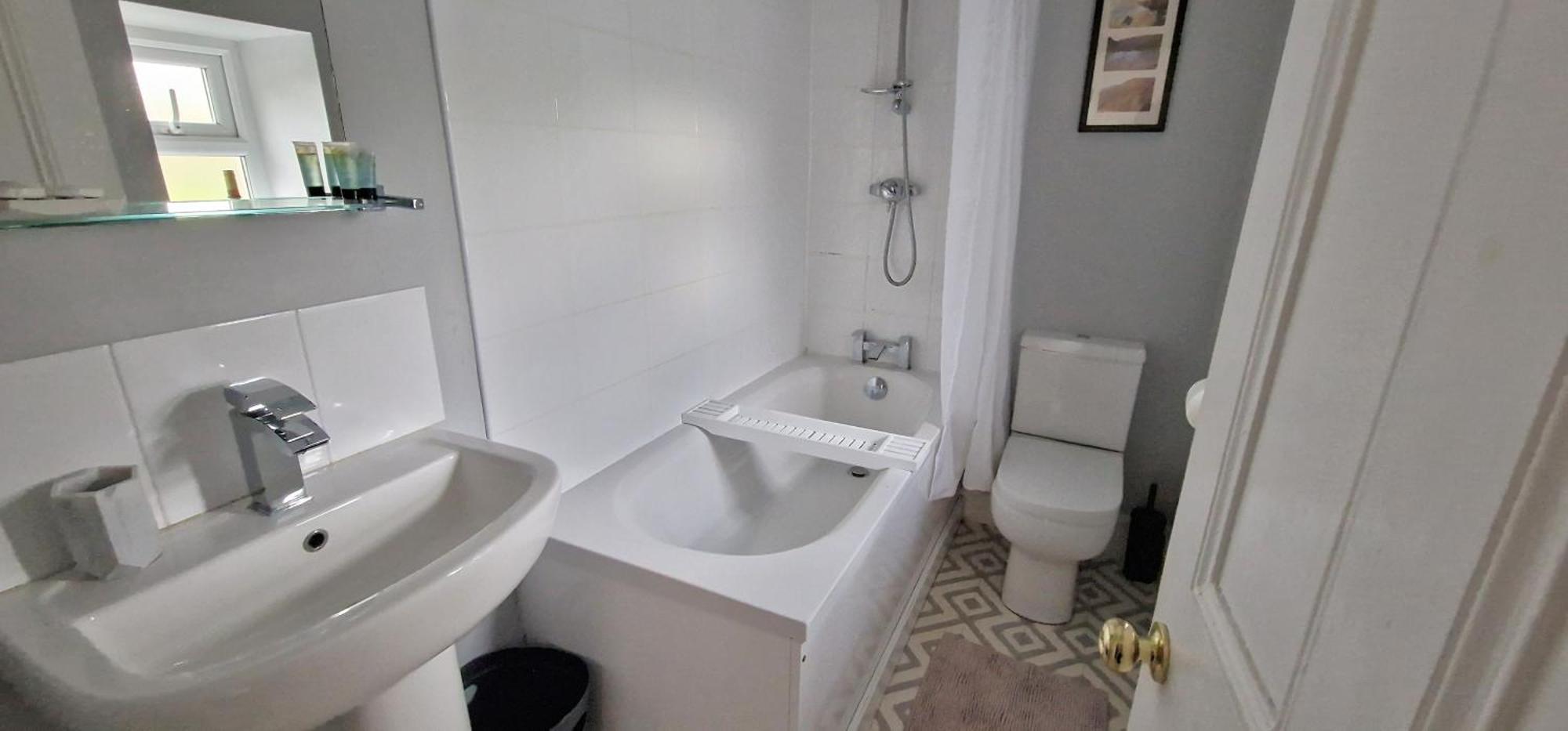 Cheerful 2 Bed Home With Mountain Views Блайнай-Фестиньог Екстериор снимка