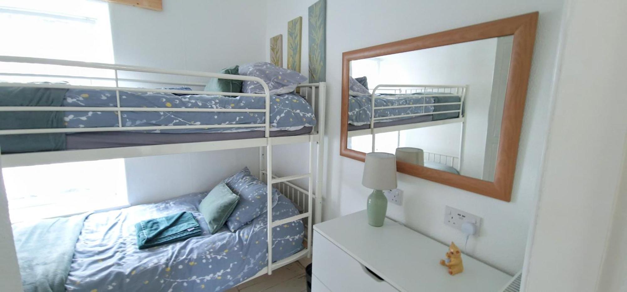 Cheerful 2 Bed Home With Mountain Views Блайнай-Фестиньог Екстериор снимка
