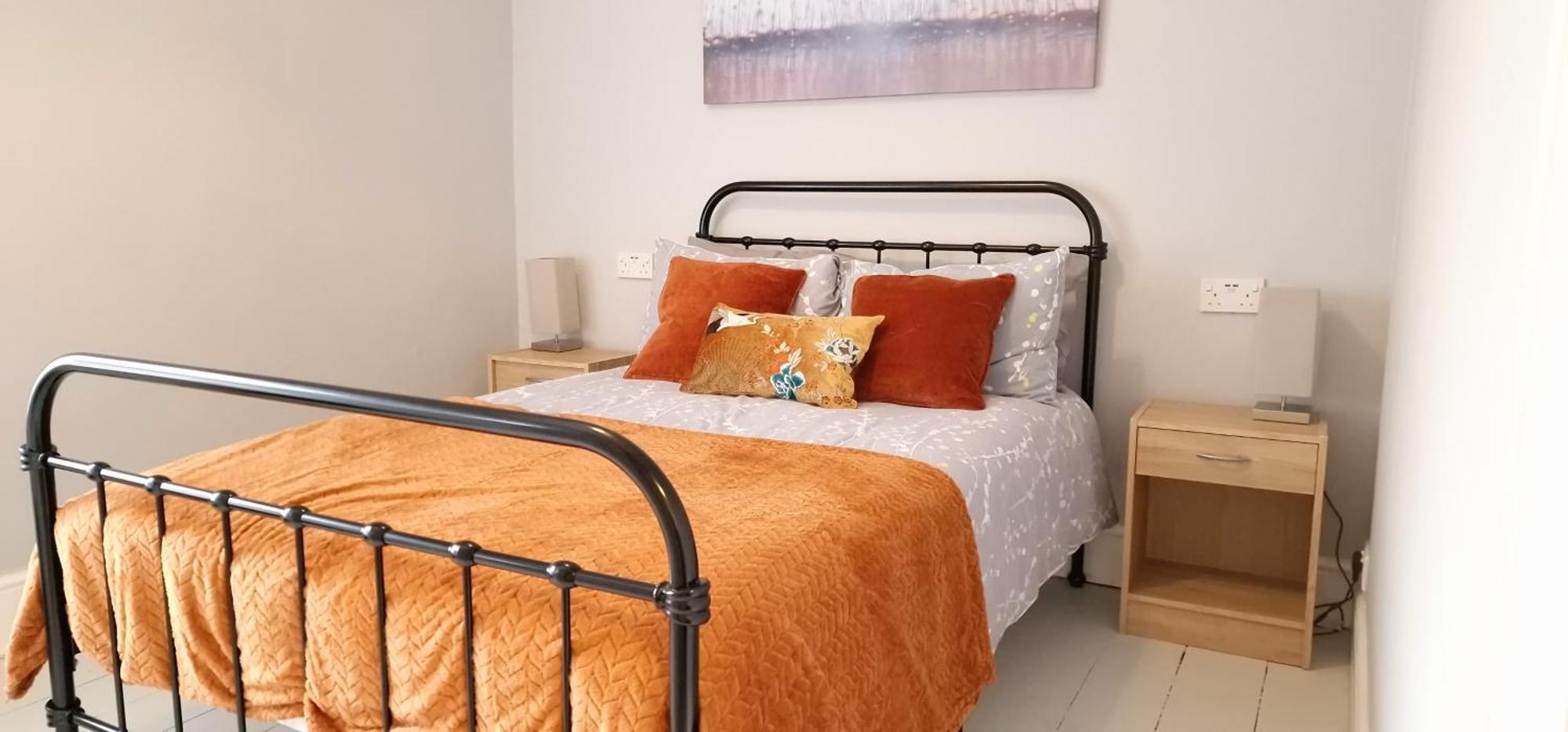 Cheerful 2 Bed Home With Mountain Views Блайнай-Фестиньог Екстериор снимка